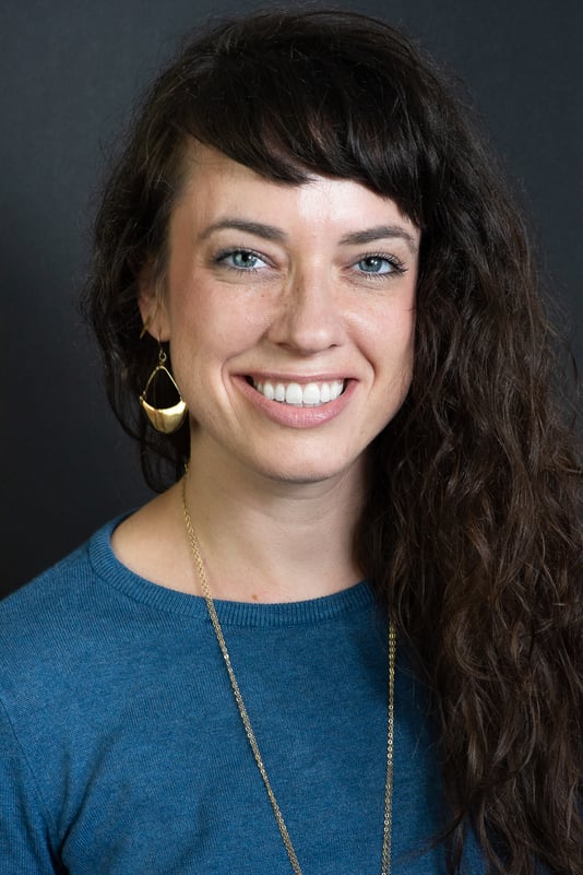 Alexandra Headshot